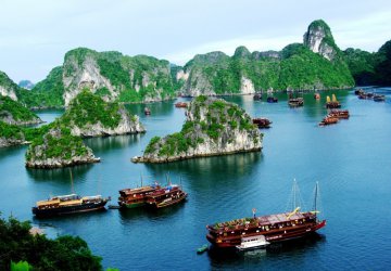 HA LONG BAY