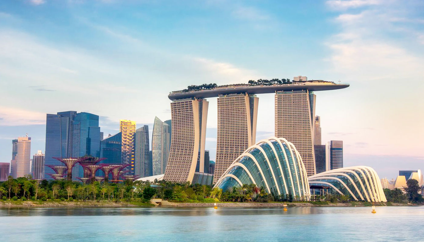 WHY YOU SHOULD DEFINITELY TRAVEL VIETNAM!